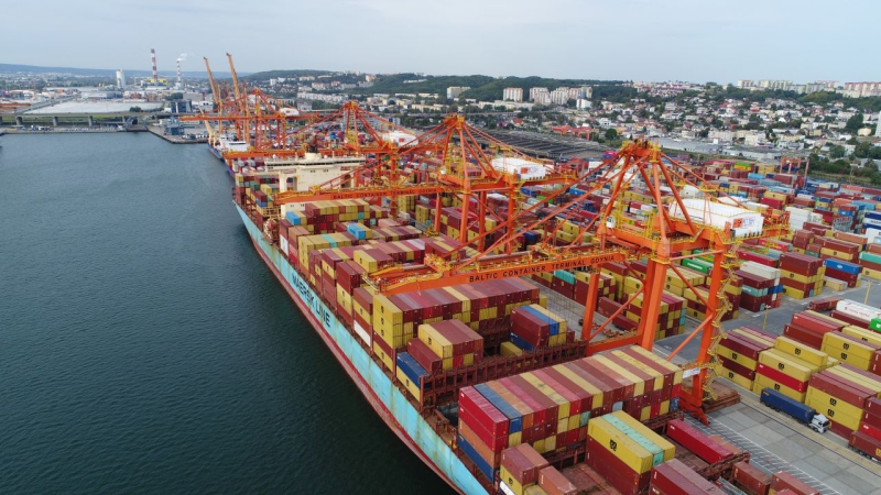 MSC Ellen wyrównuje rekord wielkości statku w Porcie Gdynia [WIDEO, ZDJĘCIA]-GospodarkaMorska.pl